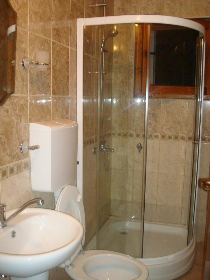 Rooms Ajllin Ulcinj Bagian luar foto